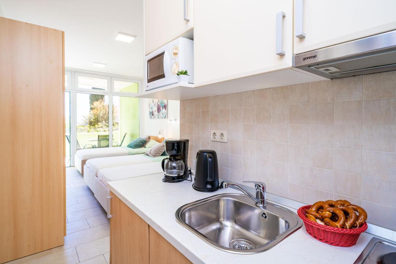 Paradise Apartment