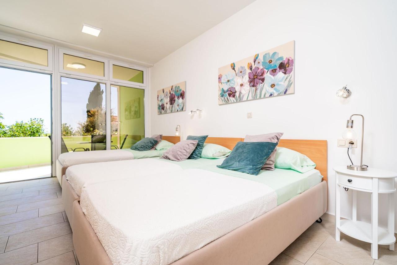 Paradise Apartment