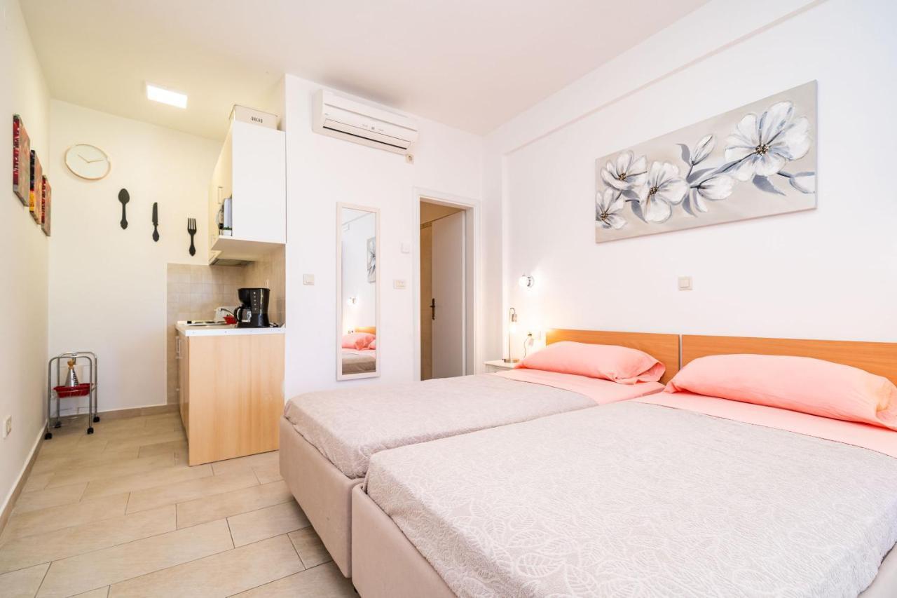 Paradise Apartment